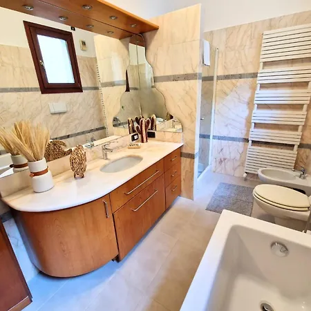 Apartament Ht - Residenza Del Notaio In Centro Storico *